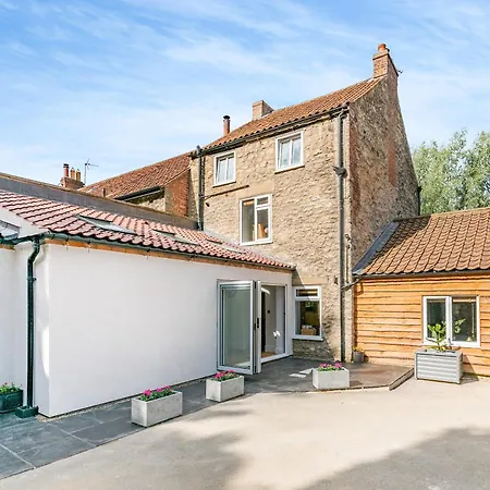 Rock House Holiday home